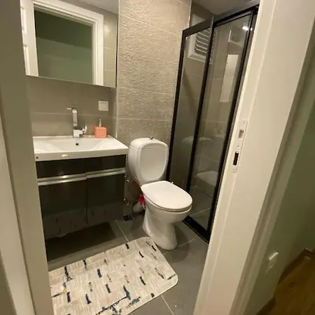 In The Center, Comfortable, Friendly And Fresh Flat Apartment *